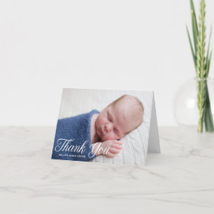 Simple Chic Baby Foto White Script Overlay Dankeskarte