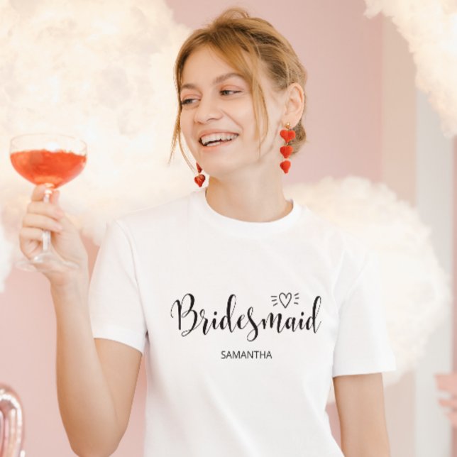 Simple Custom Bridesmaid Name Script Bachelorette T-Shirt (Von Creator hochgeladen)