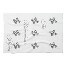 Simple Custom Family Name Black & White