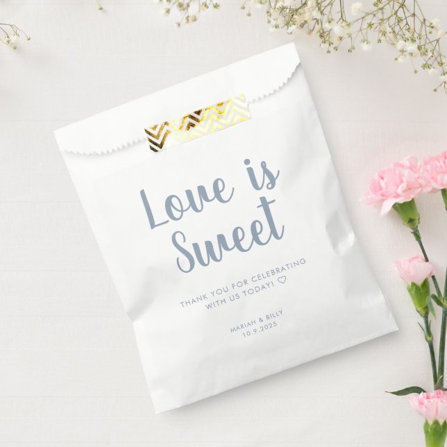 Simple Dusty Blue Liebe ist Sweet Script Wedding Geschenktütchen (Versiegelt)