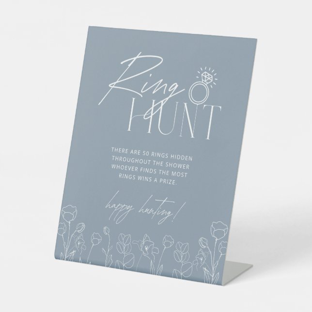 Simple Dusty Blue Ring Hunt Brautparty Game Sockelschild (Vorderseite)