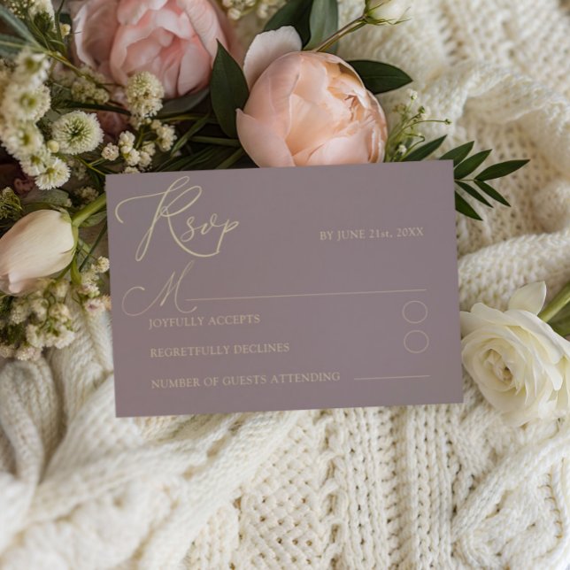 Simple Dusty Rose & Gold Typografy UAWG Wedding RSVP Karte (Von Creator hochgeladen)