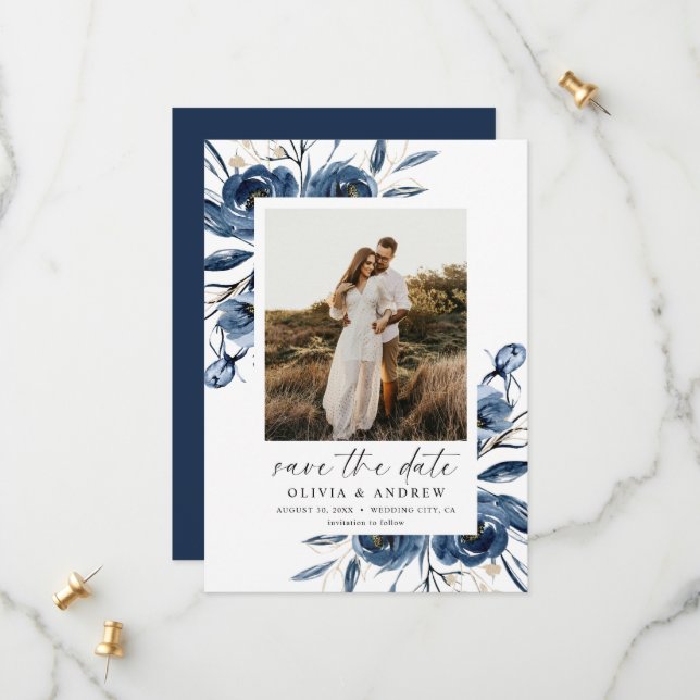 Simple Elegant Blue Floral Script & Photo Wedding  Save The Date (Vorderseite/Rückseite Beispiel)
