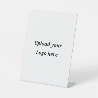 Simple elegant custom logo here company sockelschild