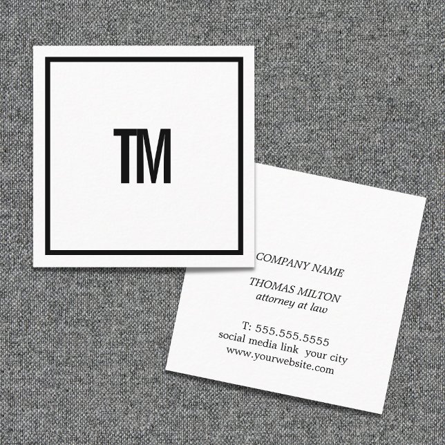 Simple Elegant White Black Monogram Attorney Quadratische Visitenkarte (Von Creator hochgeladen)