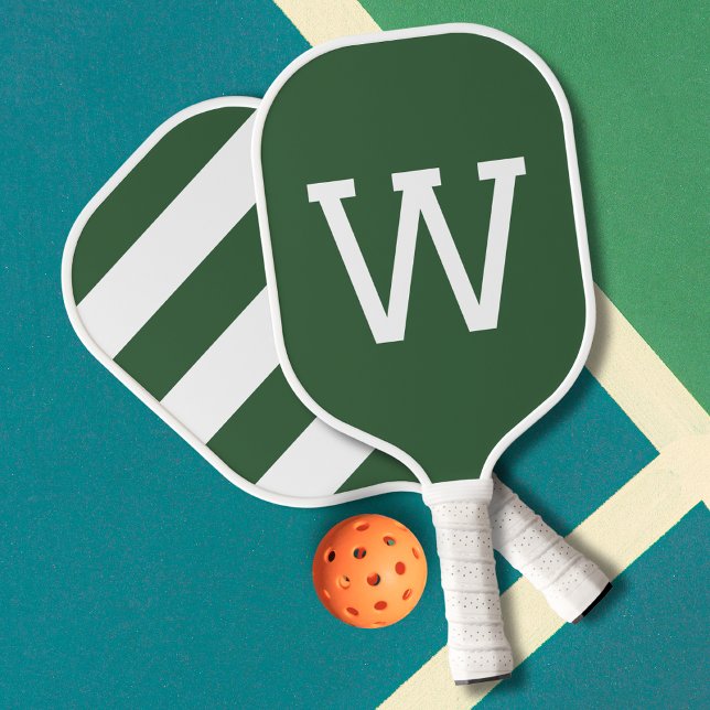 Simple Green Minimalist Monogrammed Modern Pickleball Schläger (Von Creator hochgeladen)