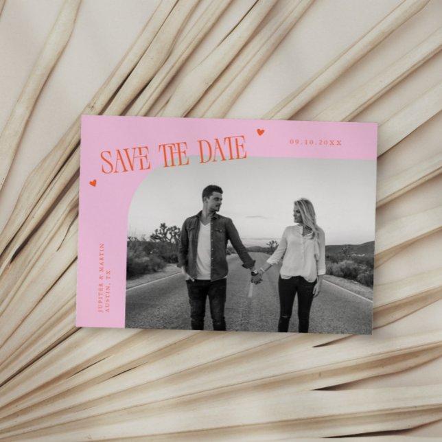 Simple Heart Orange Pink Curved Frame Photo Save The Date (Von Creator hochgeladen)