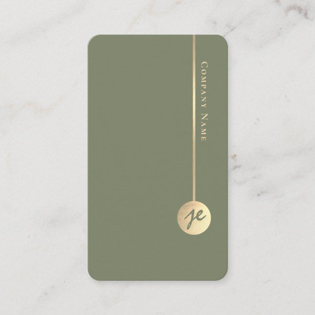 Simple Minimal Monogram Elegant Sage Green & Gold Visitenkarte (Vorderseite)