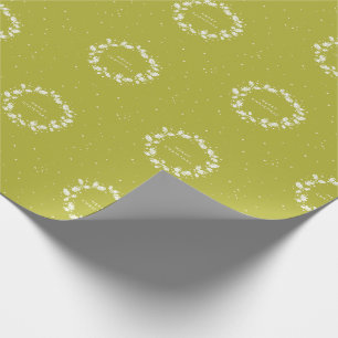 Simple Modern Acid Green Christmas Holly Wreath Geschenkpapier