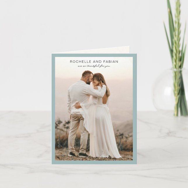 Simple Mutes Blue Foto Elegante Hochzeit Dankeskarte (Vorderseite)