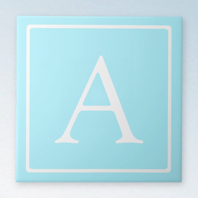 Simple Sky Blue Monogram Fliese (Von Creator hochgeladen)