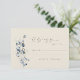 Simple Soft Blue Floral Minimalist Wedding  RSVP Karte