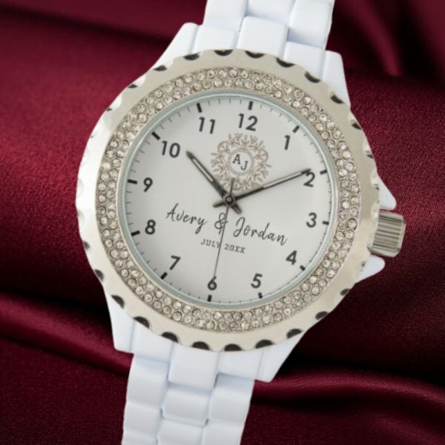 Simple Vintage Monogram Couple Names Armbanduhr (Von Creator hochgeladen)