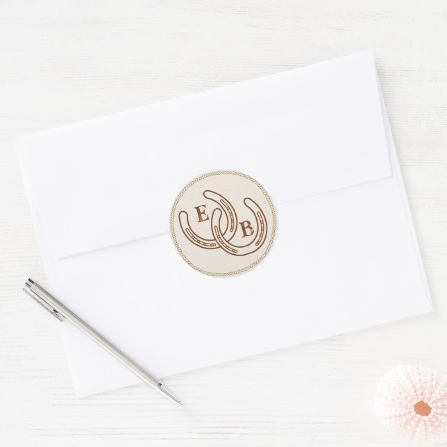 Simple Western Horseshoe Wedding Monogram Runder Aufkleber (Umschlag)