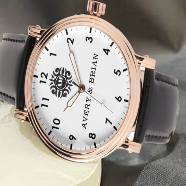 Simple white black Custom couple name monogram  Armbanduhr (Von Creator hochgeladen)