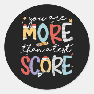 sind mehr als ein Test-Score-Teststaar-Test Runder Aufkleber