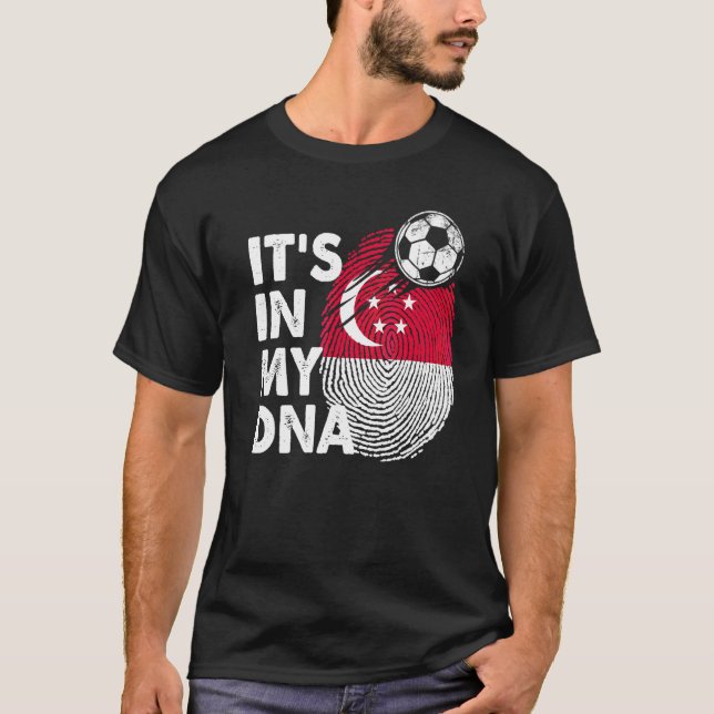 Singapur in meinem DNA-singapurischen Flaggenteam  T-Shirt (Vorderseite)