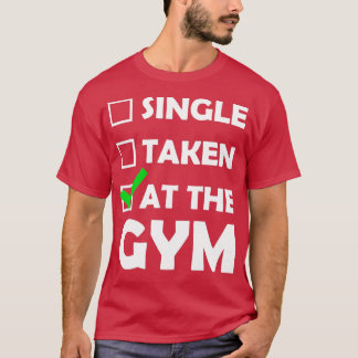 Single im Fitnessraum T-Shirt