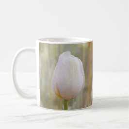 Single White Tulip Blossom mit Droplets Foto Kaffeetasse