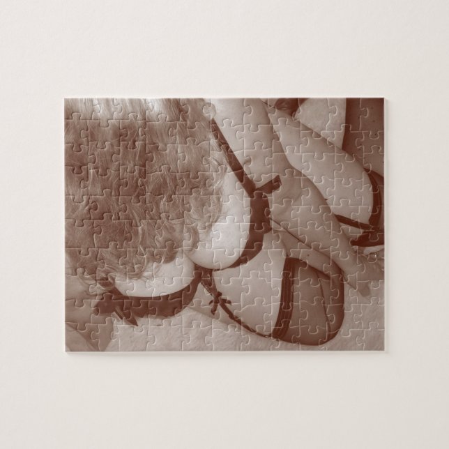 Sinnliche Frau in der Wäsche, reife natürliche Puzzle (Horizontal)