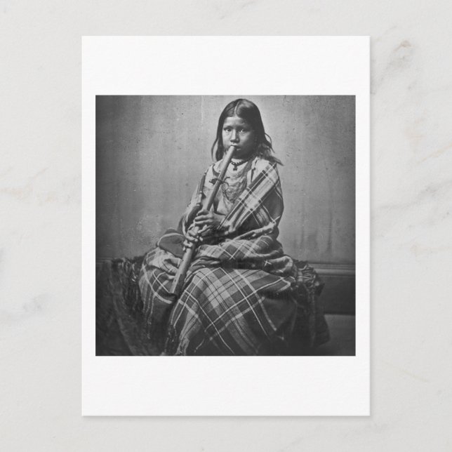 Sioux Musician Girl Black und White Postkarte (Vorderseite)