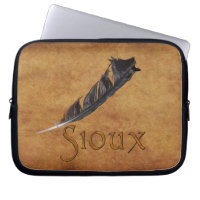 SIOUX Native American Feaather Laptop Sleeve