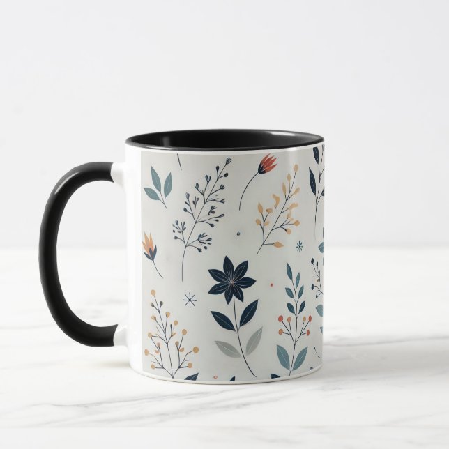 Sip in Bloom: Die blättrige Blumenvase als Kaffeet Tasse (Links)