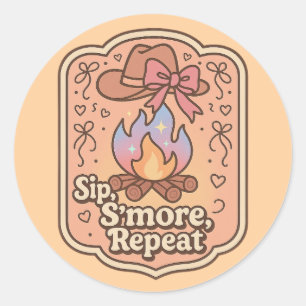Sip, S'more, Repeat - Retro-Camping-Abzeichen Runder Aufkleber