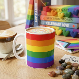 Sippe mit Stolz: Regenbogenflagge Kaffeetasse