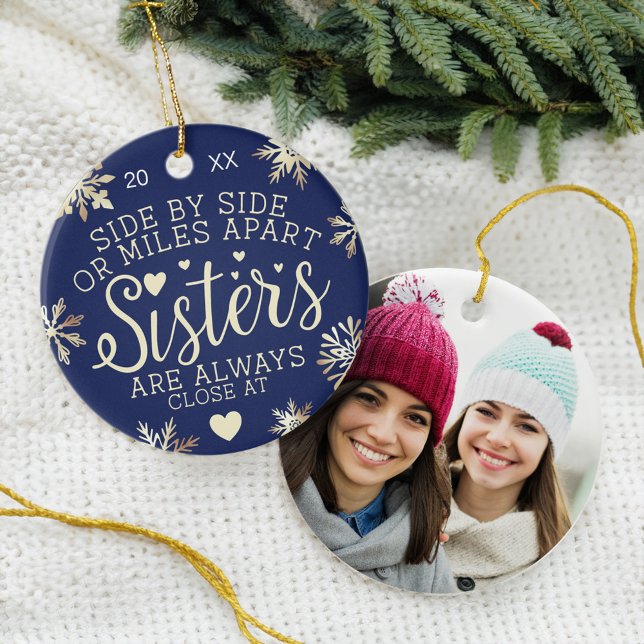 Sisters Connected At Heart Foto von Keepsake Navy Keramik Ornament (Sisters Connected At Heart Photo Keepsake Navy Ceramic Ornament)