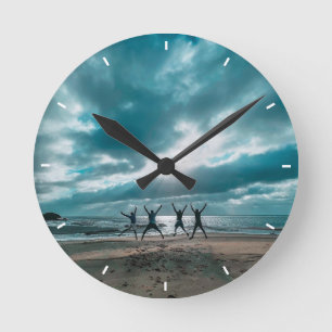 Sisters Script Family Memory Foto Runde Wanduhr