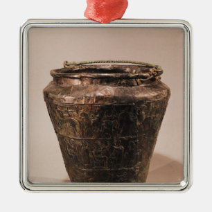 Situla mit drei repousse dekorativen Bändern Ornament Aus Metall