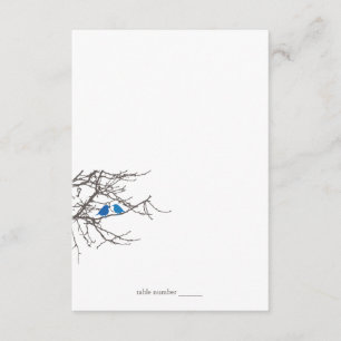 Sitzen in einer Platzkarte für Hochzeitskalibrieru