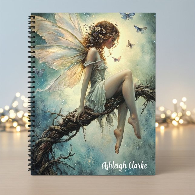 Sitzende Fee Notizbuch (Von Creator hochgeladen)