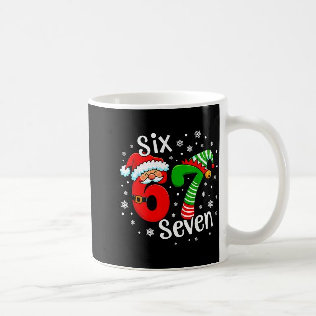 Six Seven 67 Meme 6 7 Elf Santa Christmas  Kaffeetasse (Rechts)