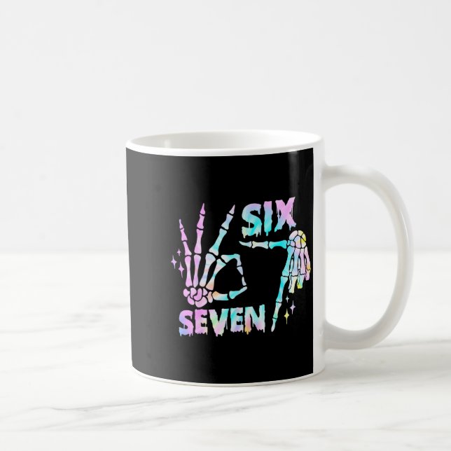 Six Seven 6 7 Meme Funny Skeleton Hands Sign Let's Kaffeetasse (Rechts)