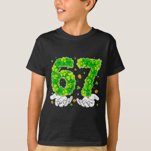 Six Seven Meme 67 St Patricks Day Shamrocks Männer T-Shirt