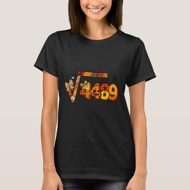 Sixty Seven 67 Meme Square Root 4489 Slang Math Te T-Shirt (Vorderseite)