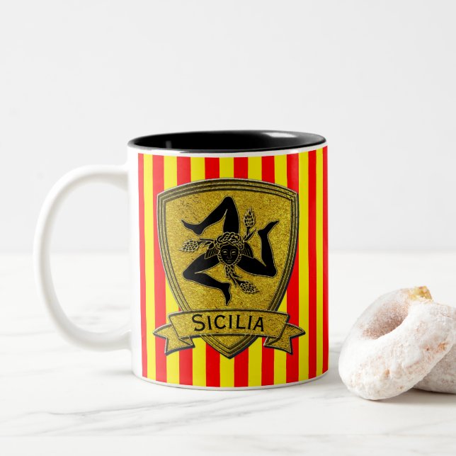 Sizilianisches Trinacria Schwarzes u. Gold Zweifarbige Tasse (Mit Donut)