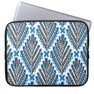 Skandinavische Folklorekunst: Blumenrostdesign Laptopschutzhülle