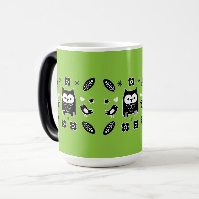 Skandinavisches Owl Folkloregeschenk Verwandlungstasse (Vorderseite Links)