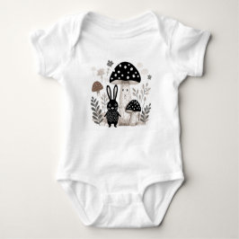 Skandinavisches Volksbunny Mushroom Baby Bodysuit Baby Strampler