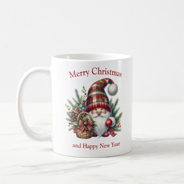 Skandinavisches Weihnachtsgnomen mit kariertem Hut Kaffeetasse (Links)