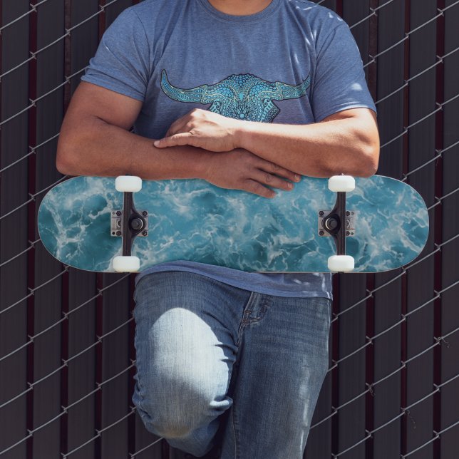 Skateboard "Blue Ocean Waves" (Von Creator hochgeladen)