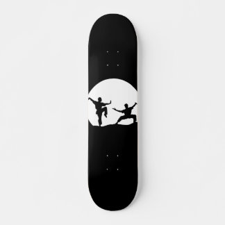 Skateboard Deportistas en combate de kung fu 