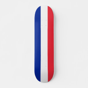 Skateboard mit der Flagge Frankreichs