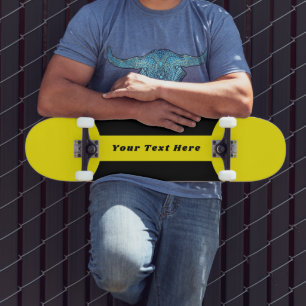 Skateboard mit individuellem Text in Gelb mit schw