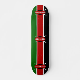 Skateboard mit kenianischer Flagge