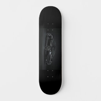 Skateboard mit Mclaren-Design