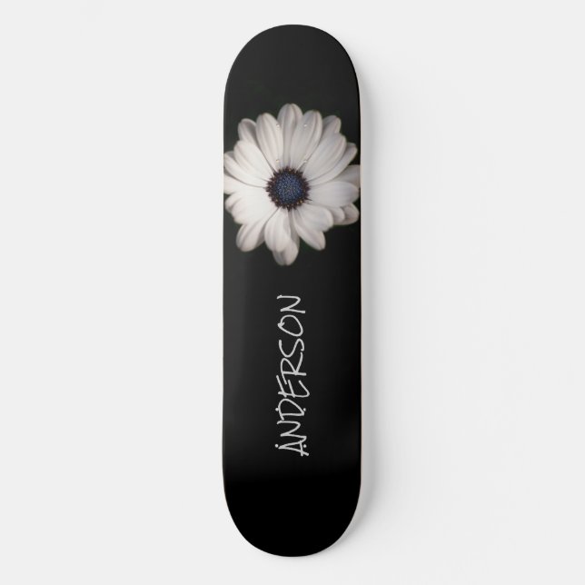 Skateboard Schwarz-weiß Daisy Blume (Vorderseite)